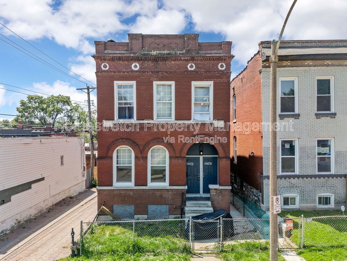 Primary Photo - 3747 Oregon Ave
