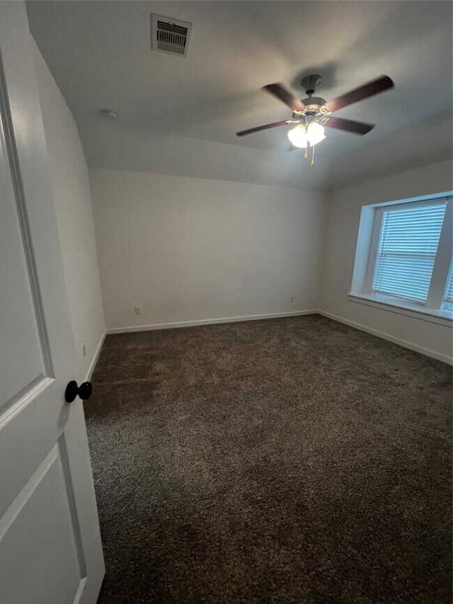 Foto del edificio - 9214 Melmack Dr