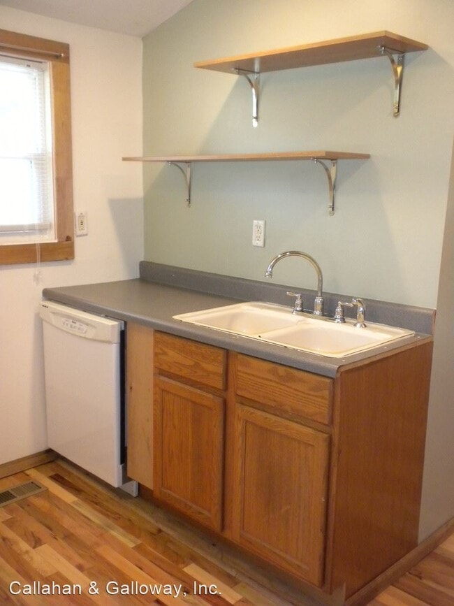Building Photo - 1 br, 1 bath House - 206 Alexander