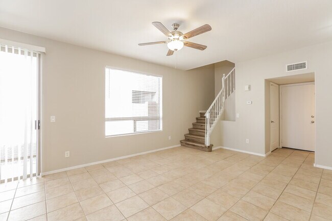 Foto del edificio - 113 E Windsong Dr