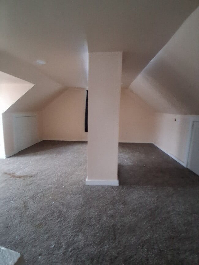 Building Photo - 51 Grant Ave