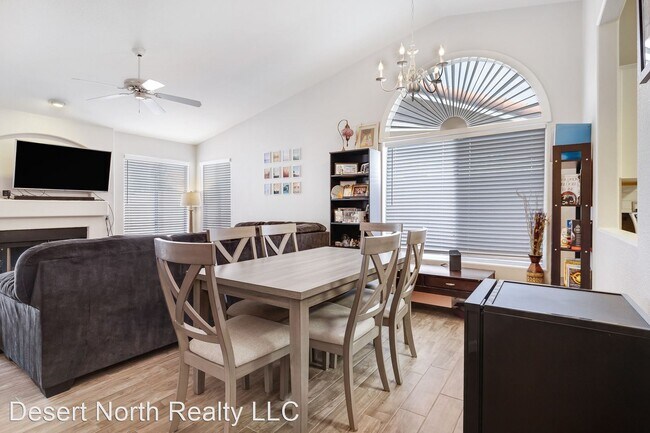 Foto del edificio - 2 br, 2 bath House - 3880 W Dublin St