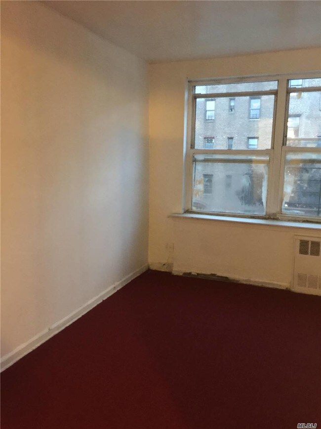 Building Photo - 31-47 49th St