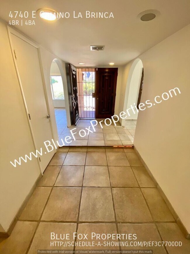 Building Photo - 4740 E Camino La Brinca
