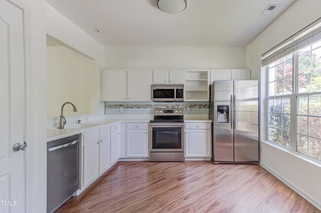 Foto del edificio - 306 Orchard Park Dr