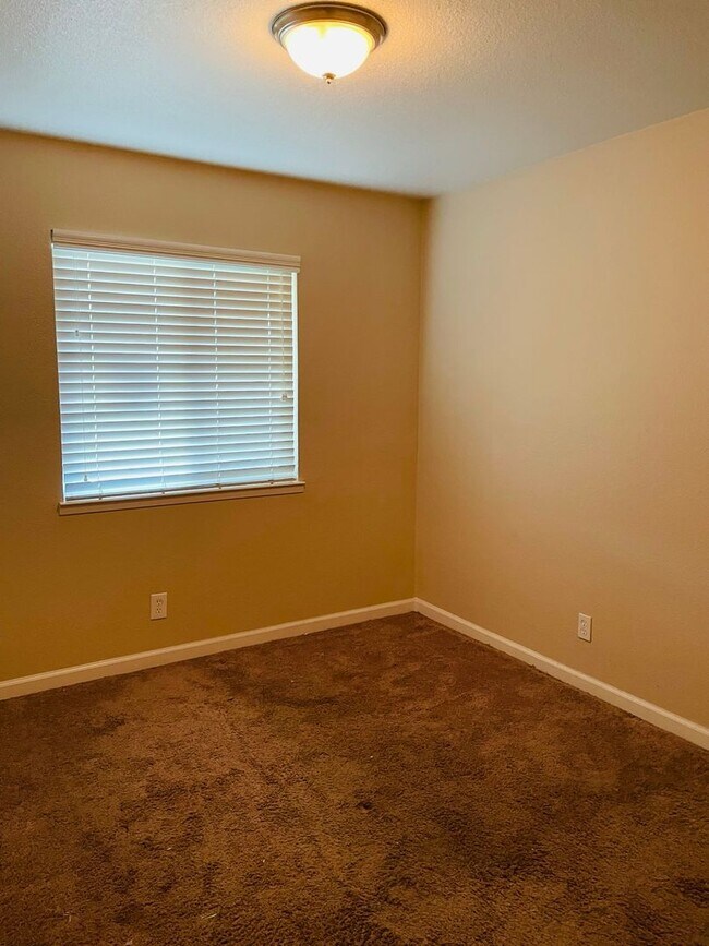 Foto del edificio - 4678 Barbee Way