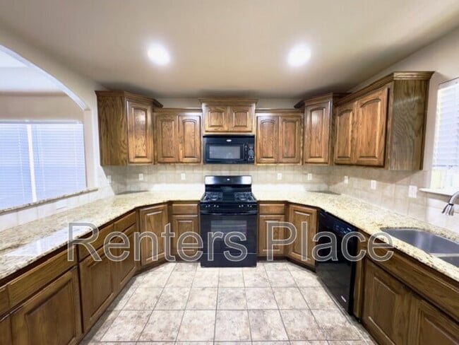 Foto del edificio - 9025 N 157th E Ave