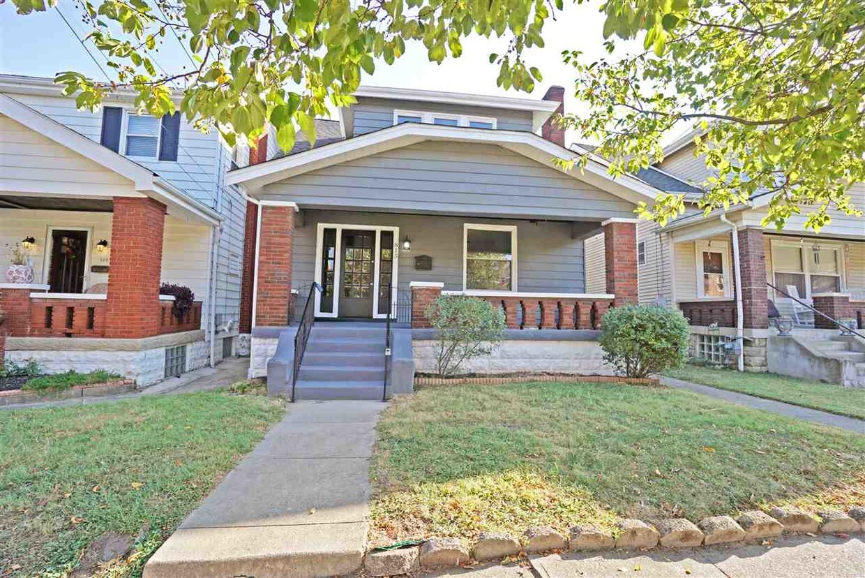 Primary Photo - 815 Linden Ave