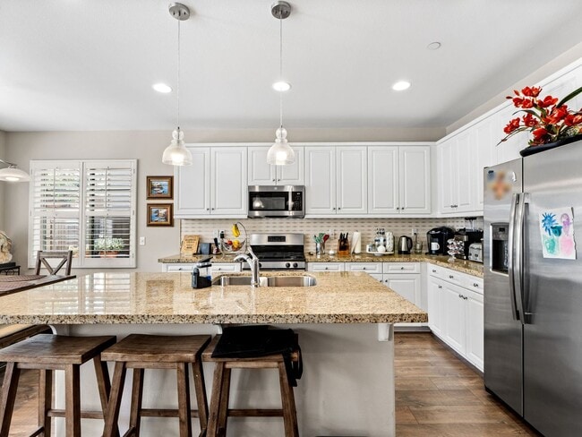 Building Photo - 2073 White Alder Ln