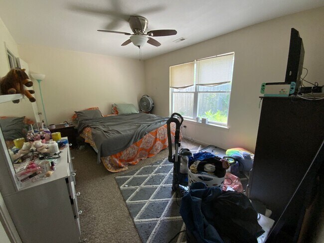 Foto del edificio - 3 Bedroom/2 Bathroom duplex