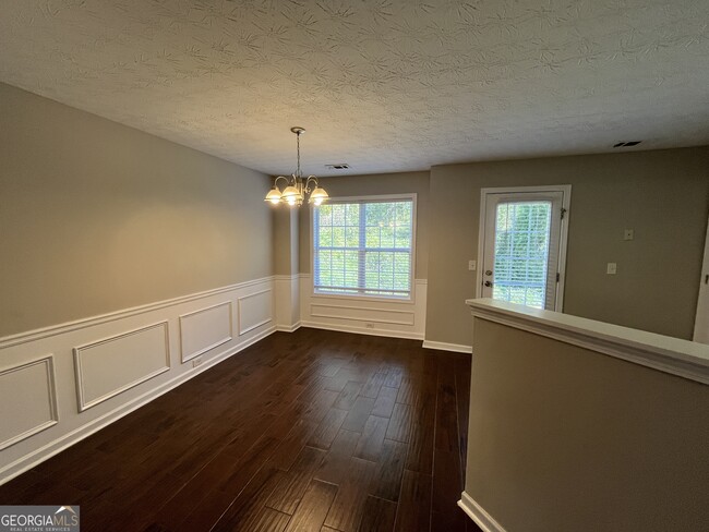 Foto del edificio - 4702 St James Way