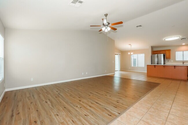 Building Photo - 39433 N Parisi Cir