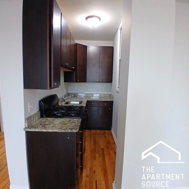 Foto del edificio - 7606 N Paulina St