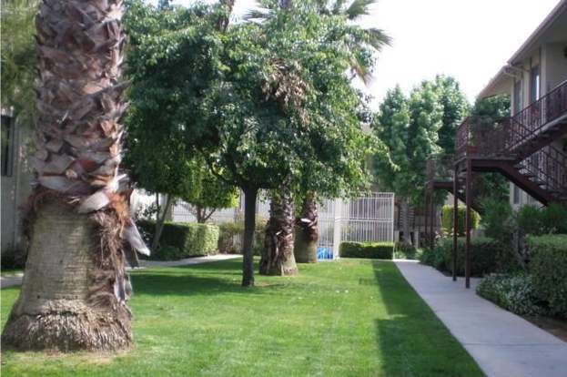 Foto del edificio - 5484 Dobbs St