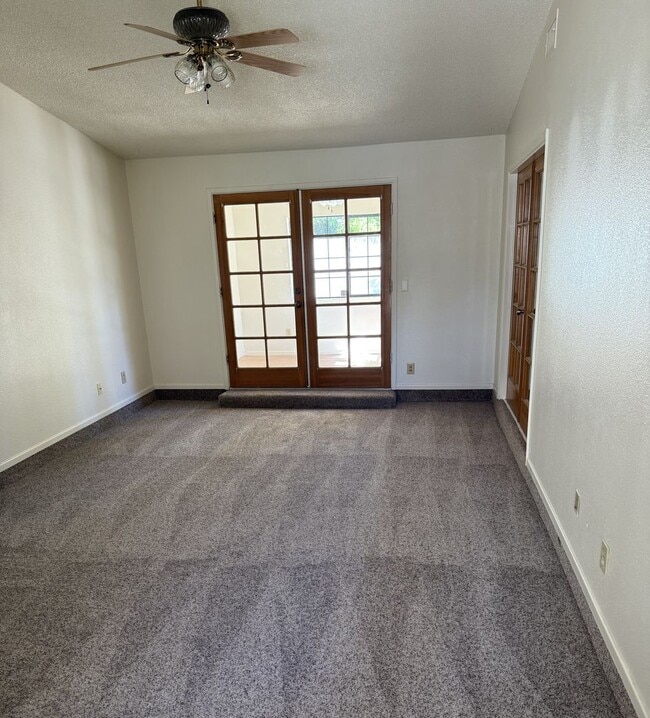 Building Photo - Sunset Mesa Townhouse for Rent