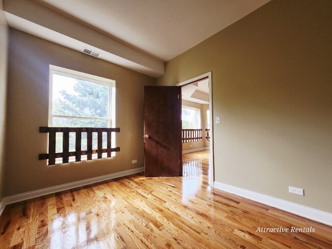 Foto del edificio - 207 N Parkside Ave