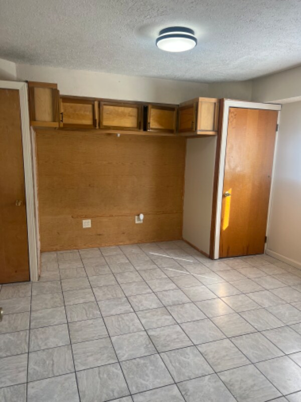 Building Photo - 391 Whipple Ave