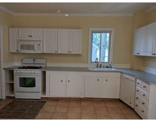 Building Photo - 107 Dennison Ave