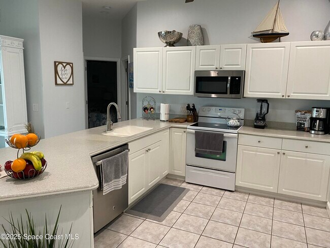 Building Photo - 781 Sunset Lakes Dr