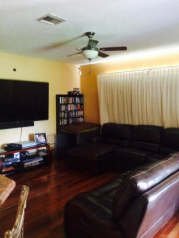 Building Photo - 6734 Hannah Cv