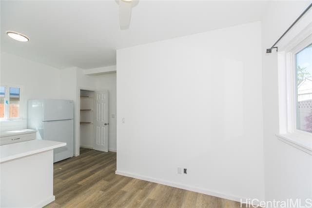 Building Photo - 3052 Hinano St