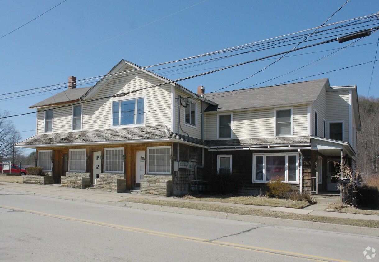 303 Main St, Blossburg, PA 16912 Apartments in Blossburg, PA