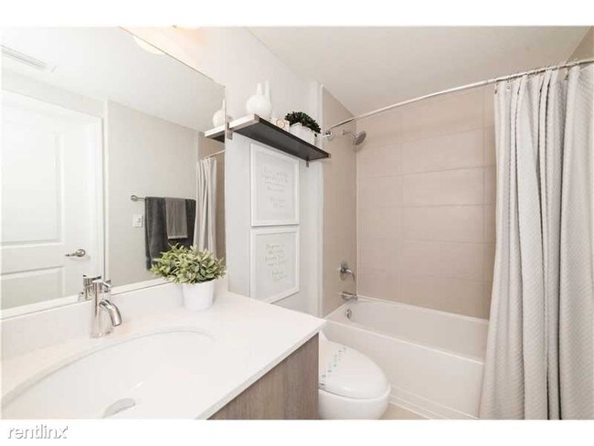 Foto del edificio - 950 SW 57th Ave