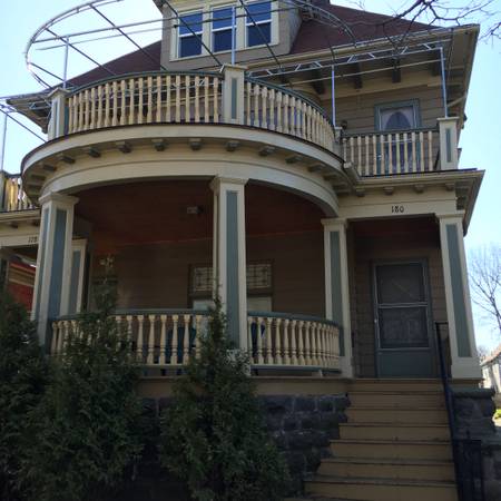 Primary Photo - 178 Ashland Ave
