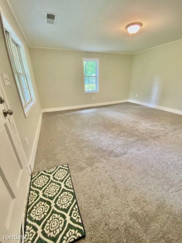Building Photo - 3 br, 1 bath House - 6093 Mulberry St Ext