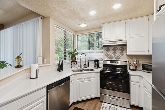 Foto del edificio - Oak Creek at Gilcrease