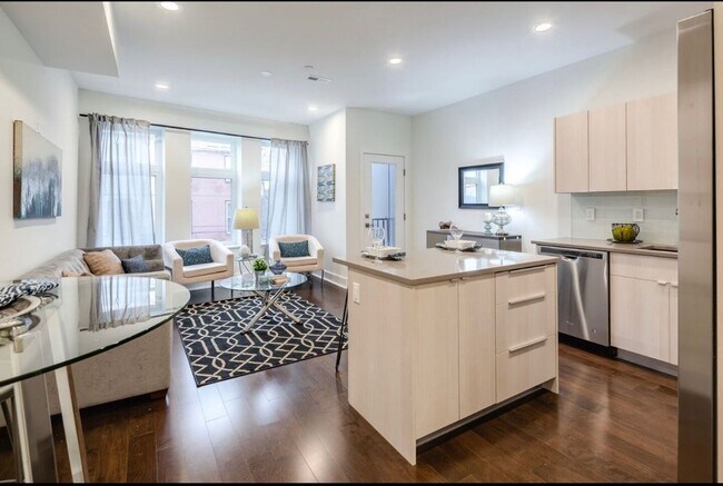 Foto del edificio - 1518 N 8th St