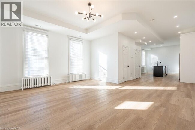 Photo du bâtiment - 322 Mt Albion Rd