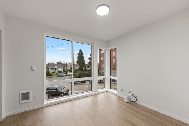 Foto del edificio - 3 bed /3 bath newer townhome in Green Lake!