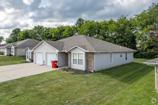 Building Photo - Wingate Duplexes