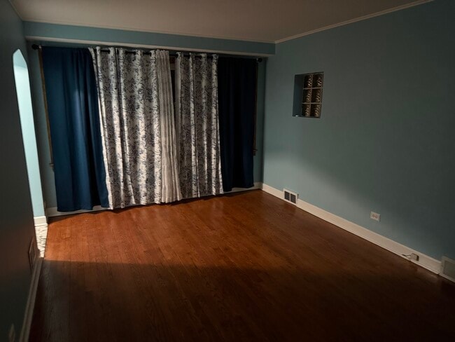 Foto del edificio - 5552 S Kolmar Ave