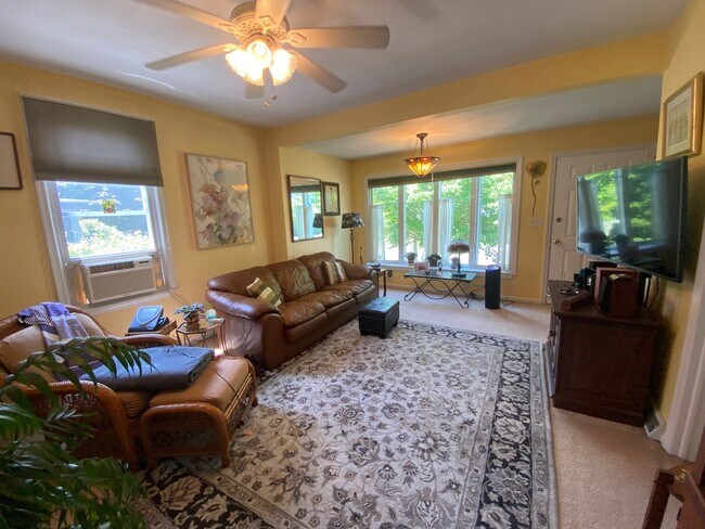 Living Room - 7 Central Ave