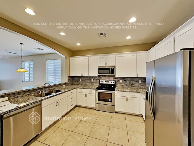 Foto del edificio - 28336 N Desert Native St