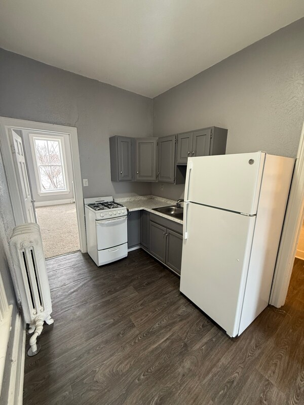 Foto del edificio - 4 Riverside Ave