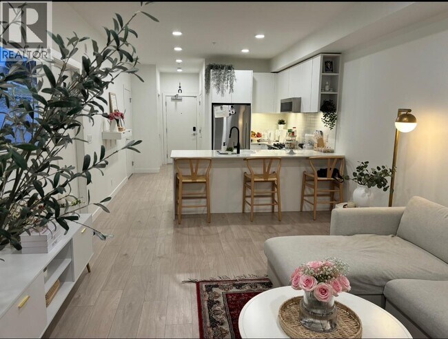 Photo du bâtiment - 2345 Rindall Ave