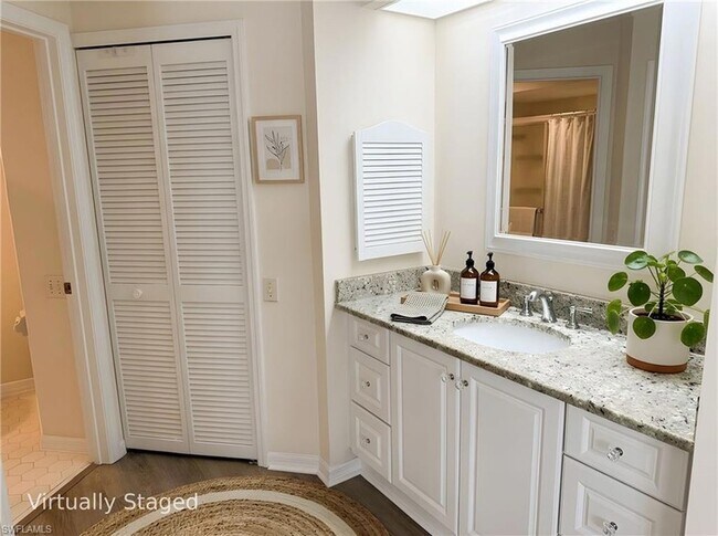 Foto del edificio - 3941 Leeward Passage Ct