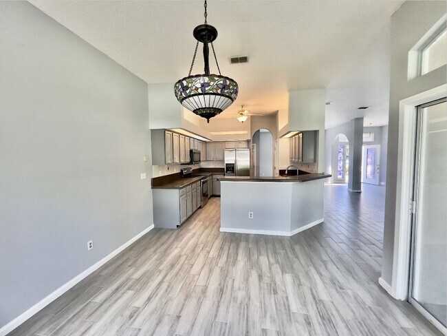 Foto del edificio - 581 Falcon Fork Way
