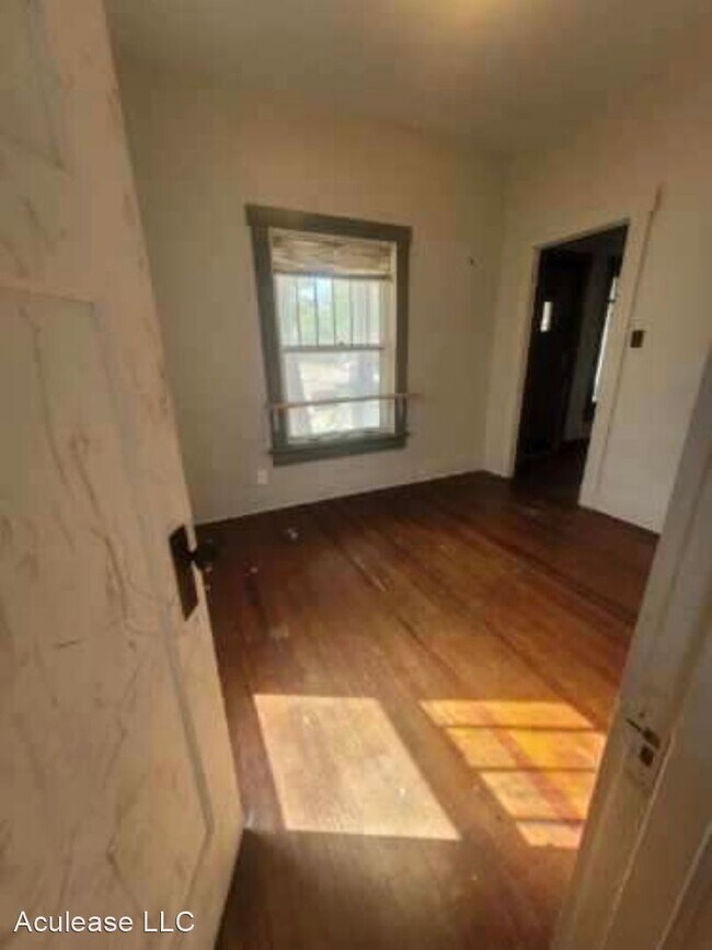 Foto del edificio - 2 br, 1 bath House - 200 S Main