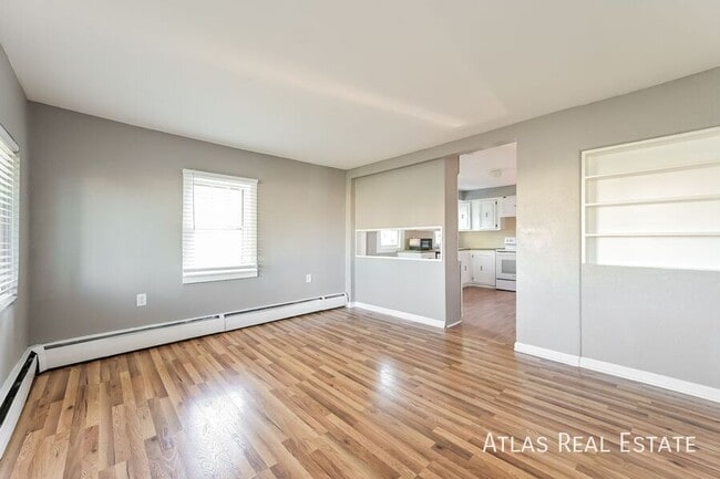 Building Photo - 1044 S Quitman St