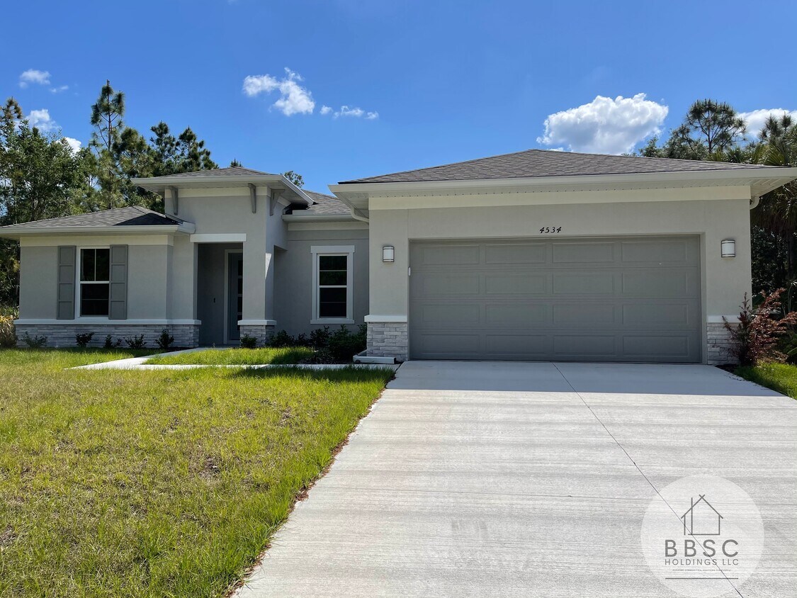 Foto principal - 4534 Amari Rd