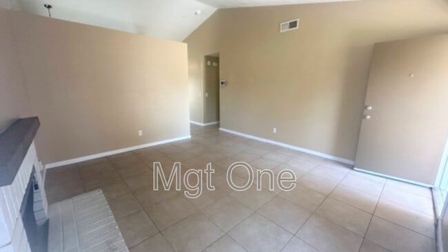 Building Photo - 4259 Redstar Ct
