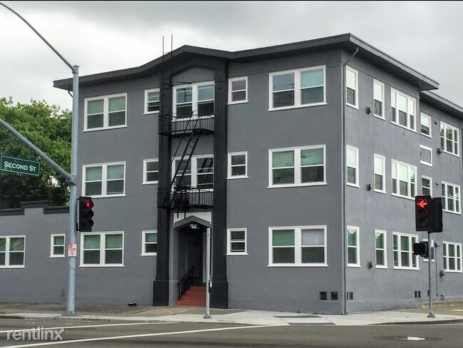 Foto del edificio - 1201 B St