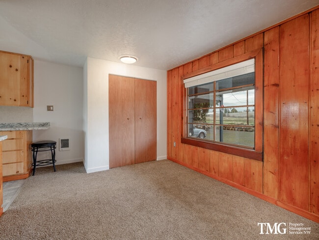 Building Photo - 1413 NE 136th St