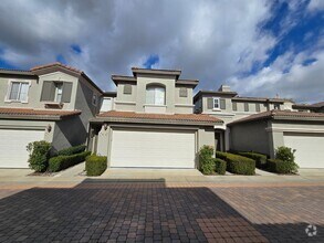 Building Photo - 104 Trofello Ln