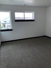 Building Photo - 703 Halfpipe St