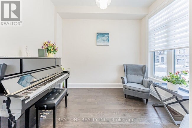 Photo du bâtiment - 45 Shining Willow Ct